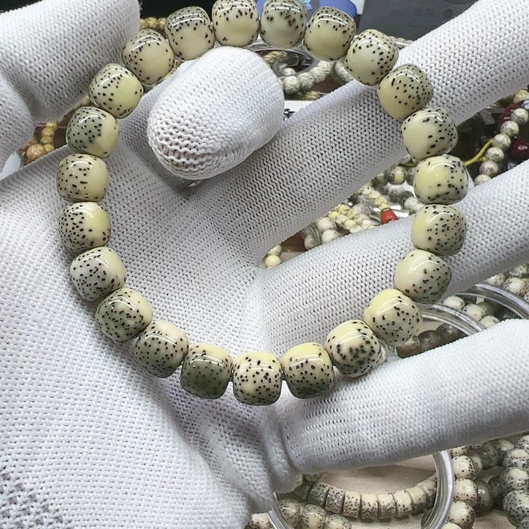 星月菩提手串无**影10×9 河豚