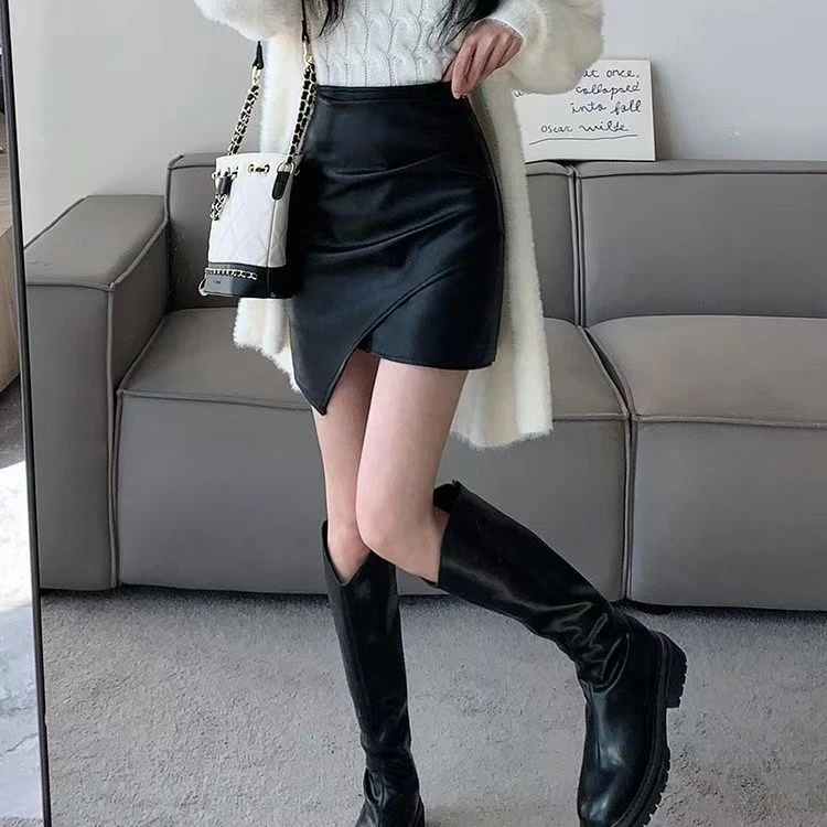 （倩倩）大码韩版设计感高腰包臀皮裙秋冬褶皱黑半身短裙潮001