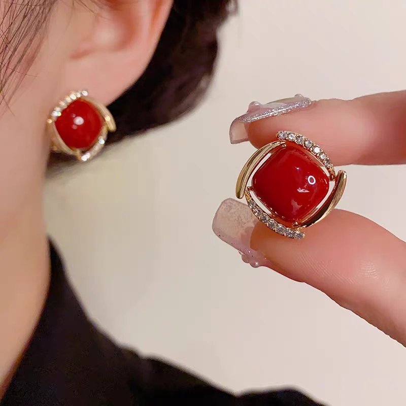 铜合金耳饰 时尚复古安哥拉红耳钉几何设计感气质个性耳饰E1556