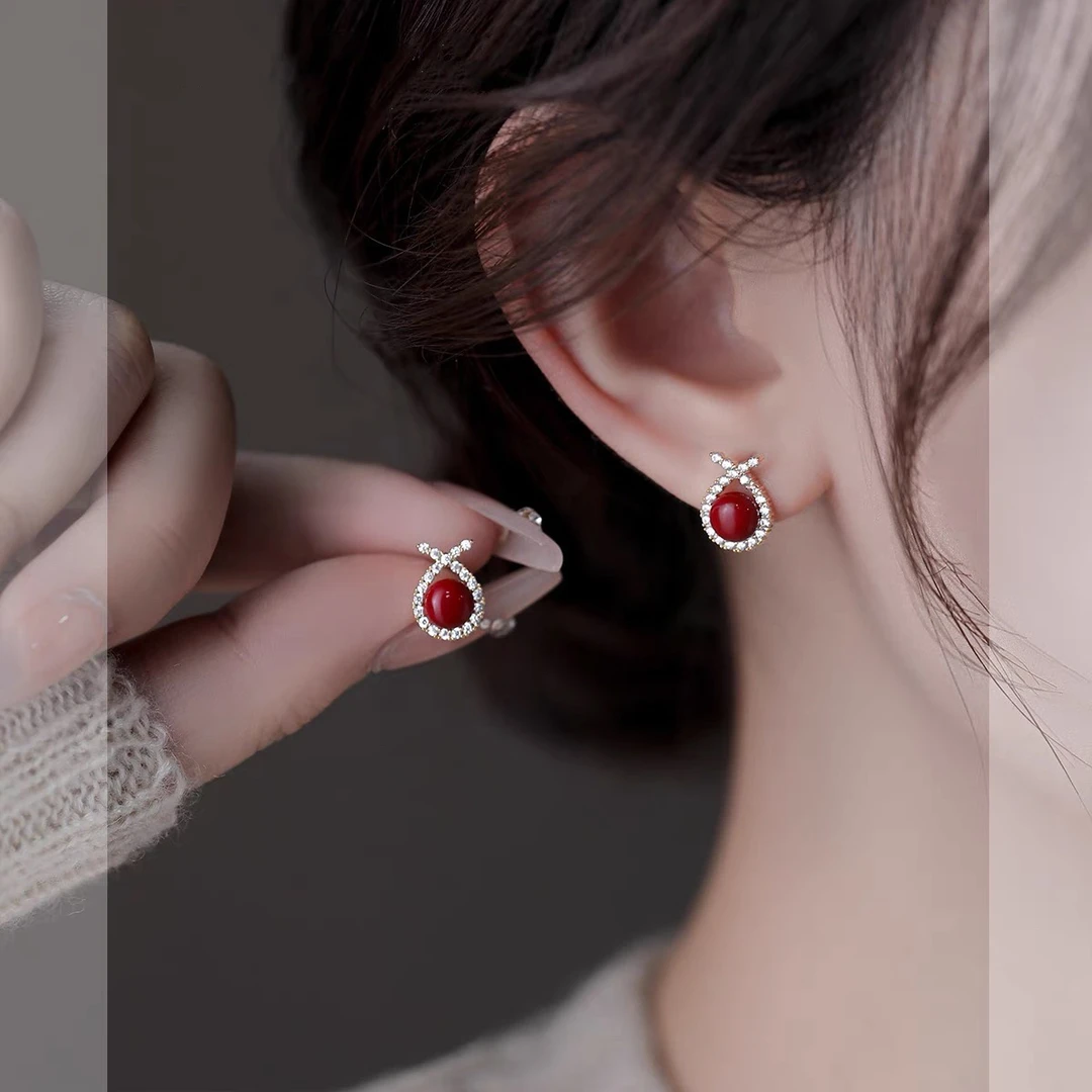 铜合金耳饰 S法式交叉安哥拉红耳钉设计感简约百搭复古耳饰E1258