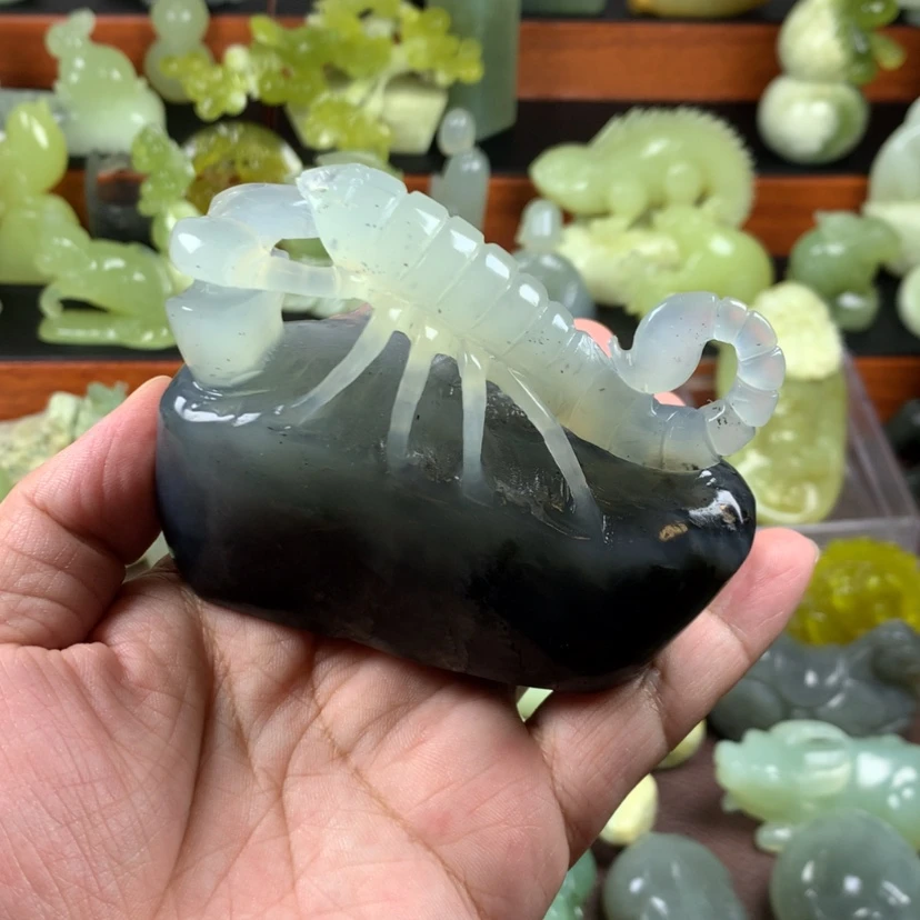 【闪购商品】蛇纹石玉手把件未镶嵌星**烁