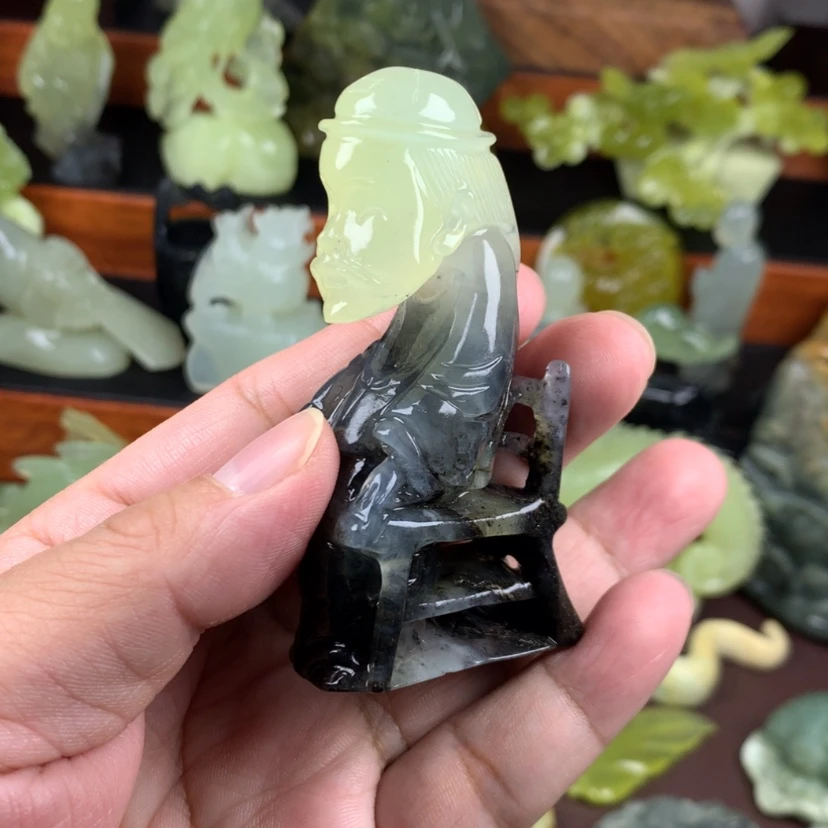 【闪购商品】蛇纹石玉手把件未镶嵌人***！