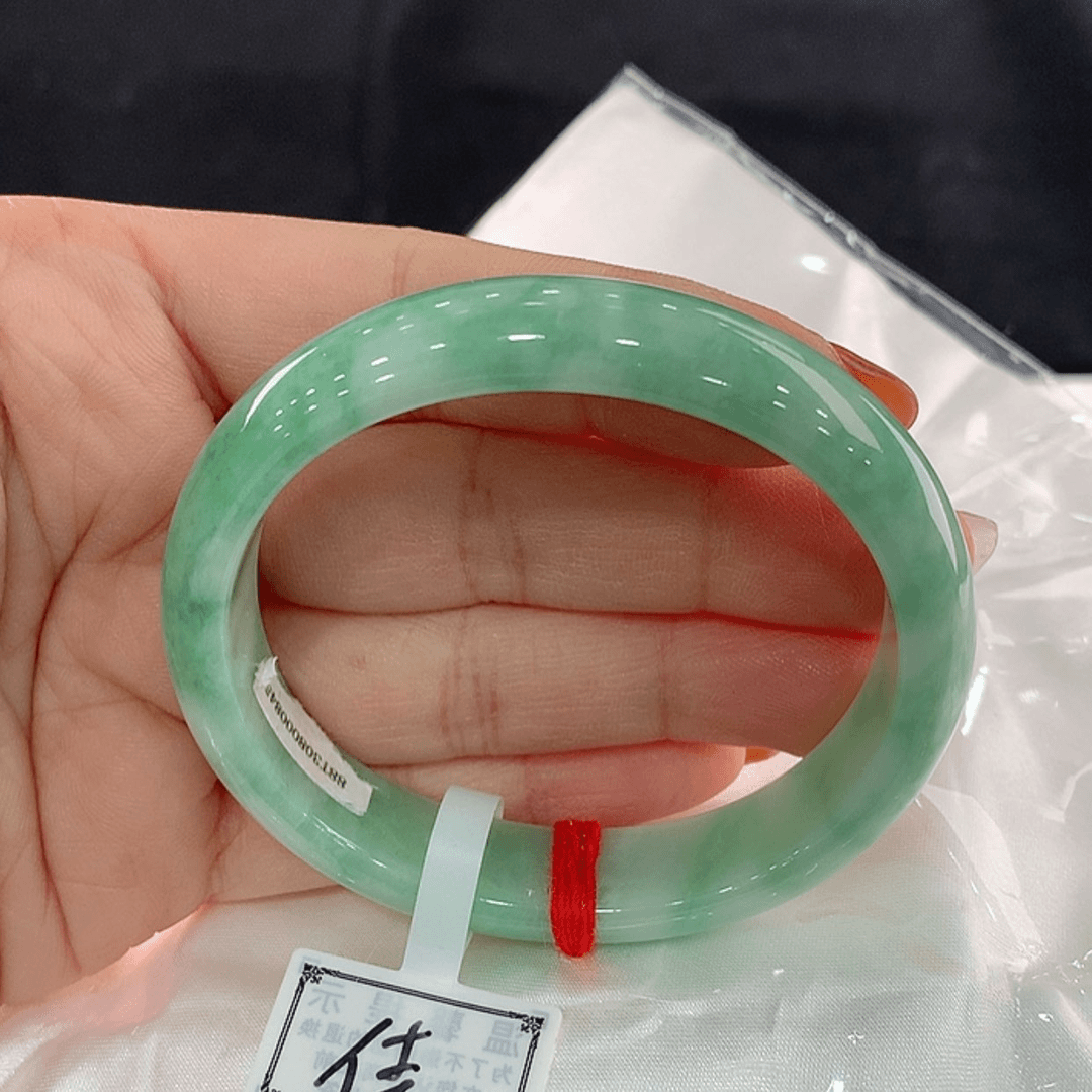 【闪购商品】翡翠手镯未镶嵌贵56.3