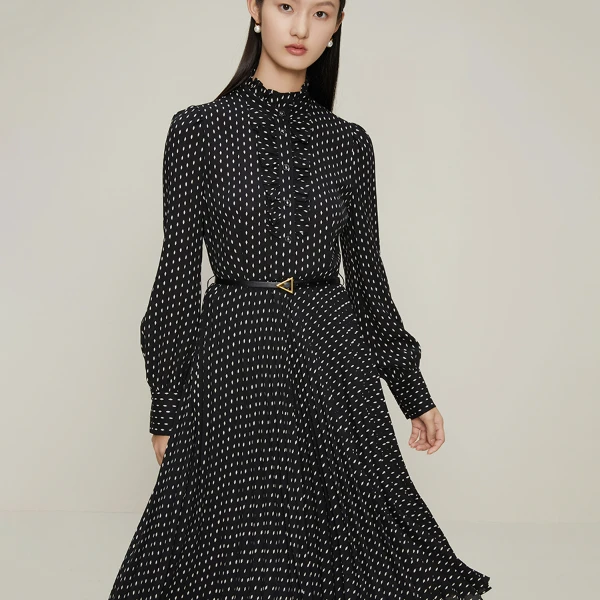 【诗语专属】夏季新款纯色设计感短袖显瘦修身连衣裙Y530101