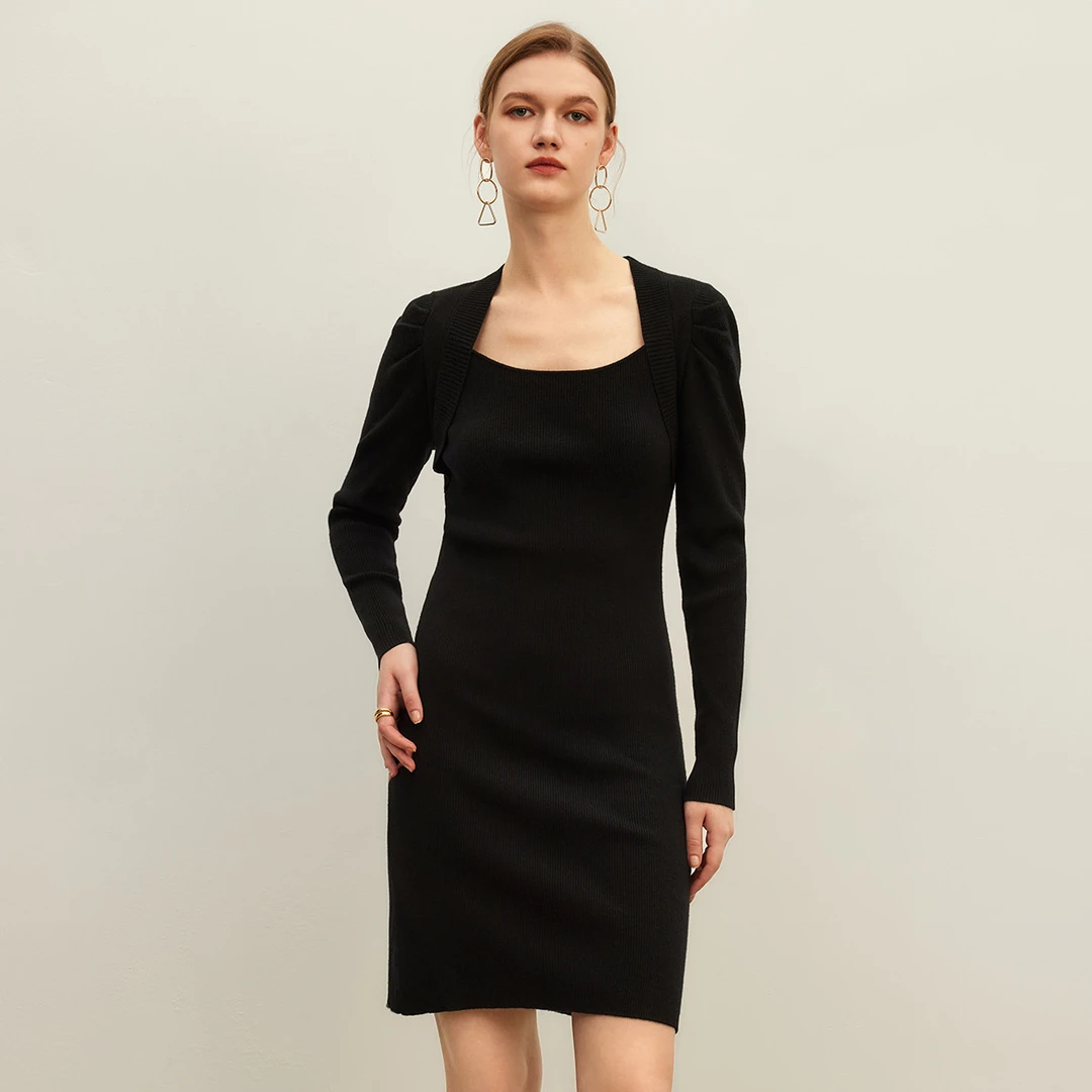 【小余专属】优雅气质方领秋抽褶设计感小黑裙修身显瘦针织裙