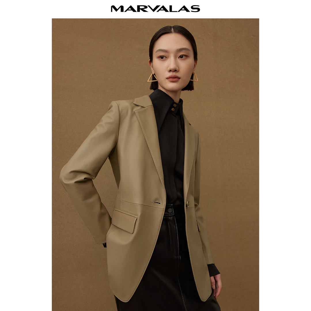 【小余专属】设计款纯色皮衣M430155