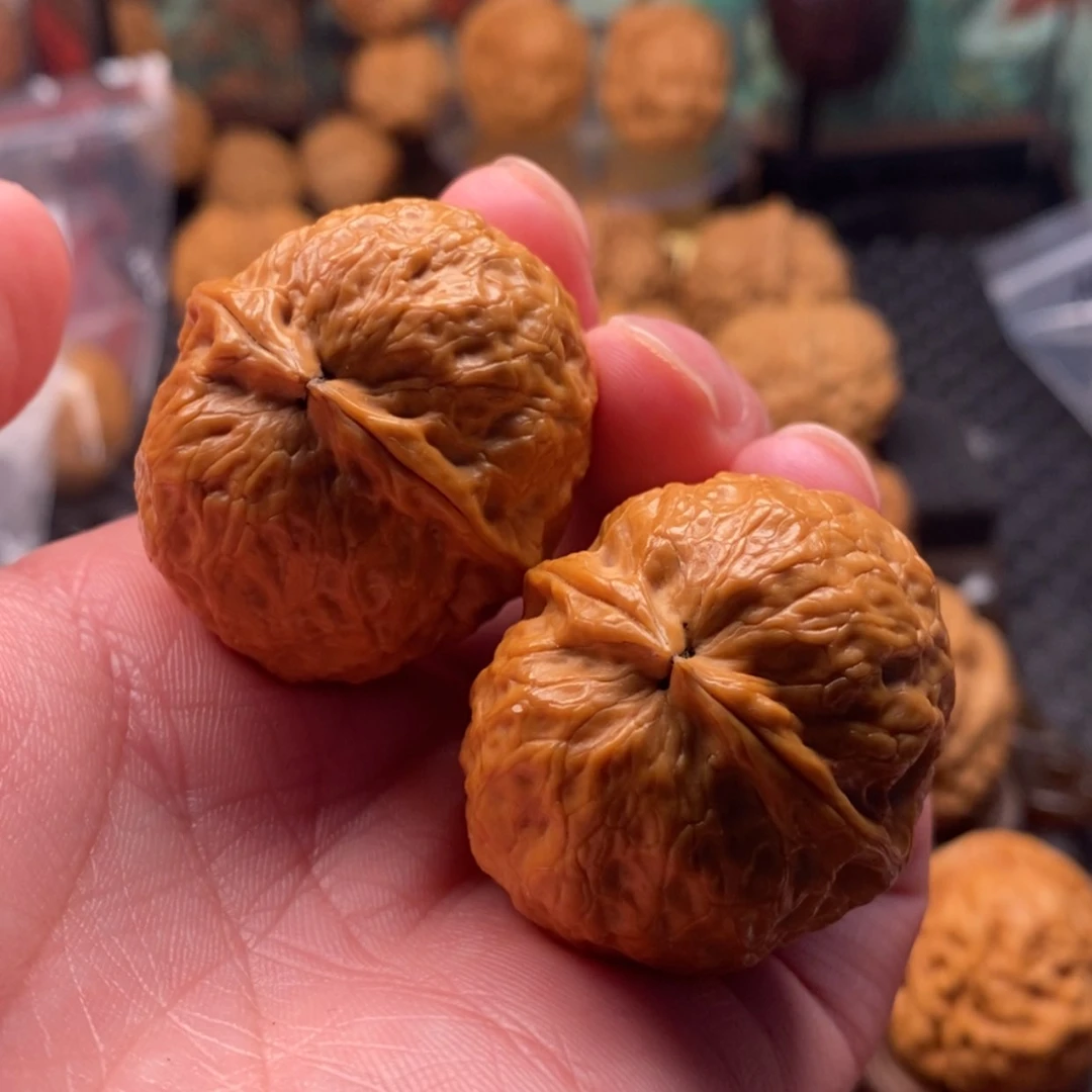 【闪购商品】文玩核桃吊坠多***眼