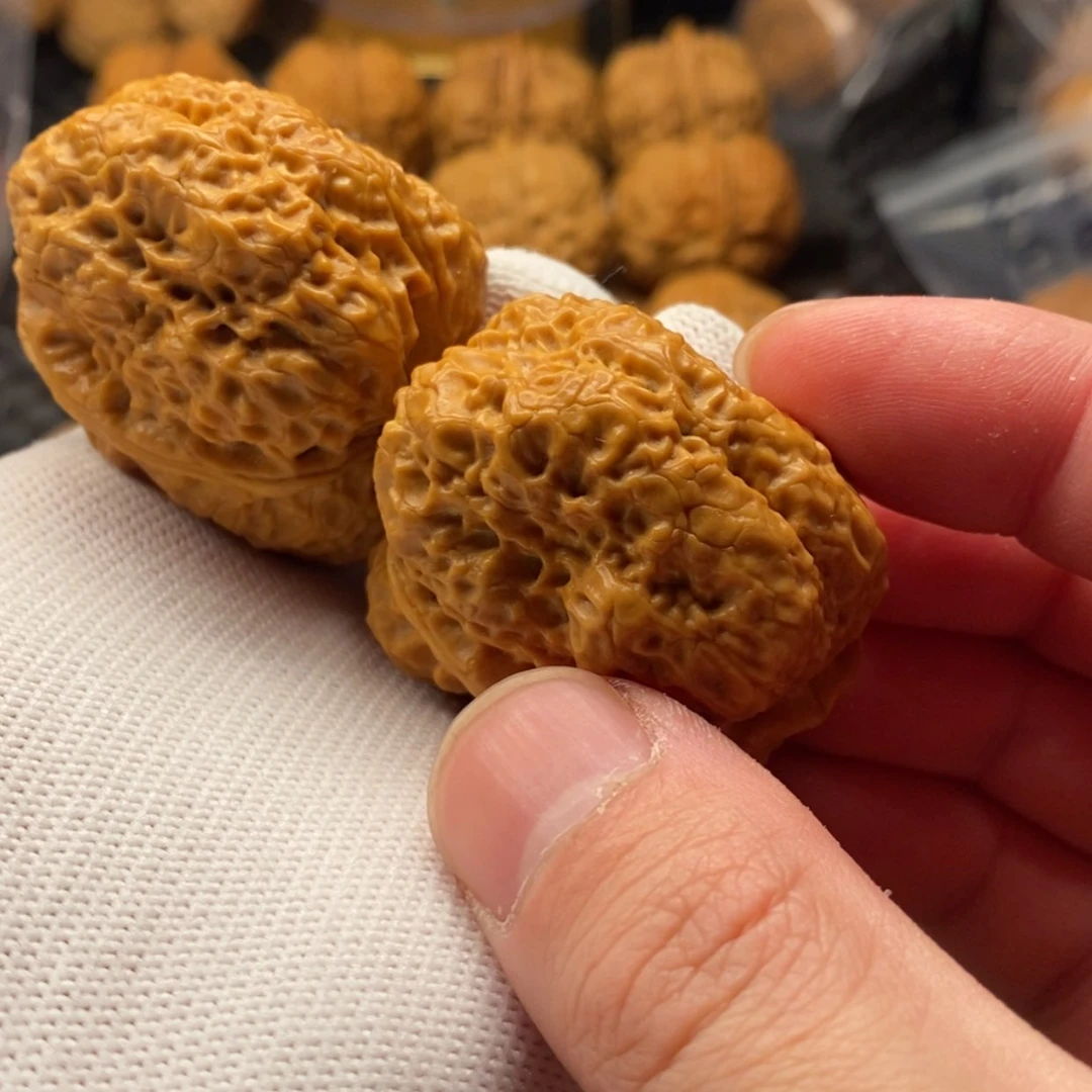 【闪购商品】文玩核桃吊坠毛*侠