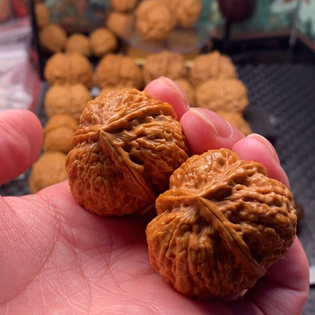 【闪购商品】文玩核桃吊坠午***丑