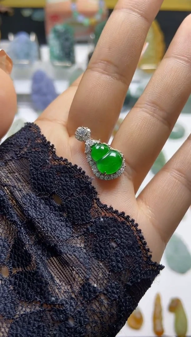 【闪购商品】定制翡翠未镶嵌葫芦