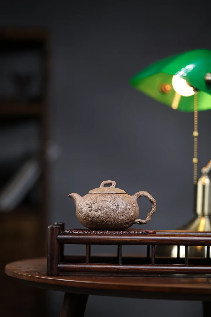 紫砂雅玩家 200cc段泥柴烧隐龙供春壶