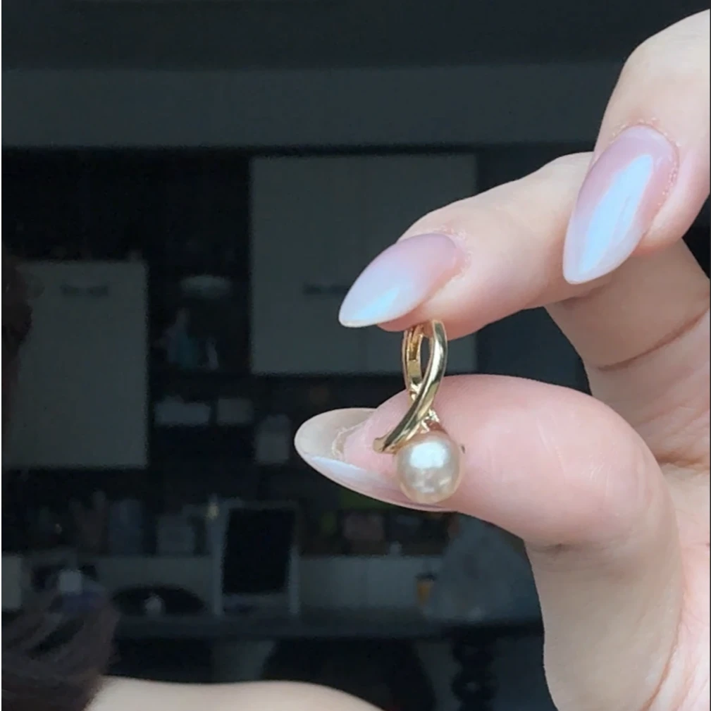 铜合金仿珍珠耳饰 轻奢简约香槟珍珠耳扣耳钉百搭小众设计感耳饰