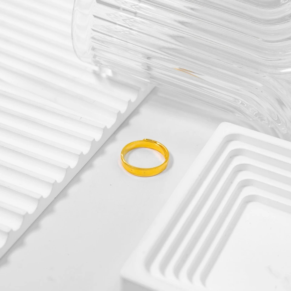 足银戒指 气质时尚 百搭复古 四叶草开口戒指 简约素圈光面