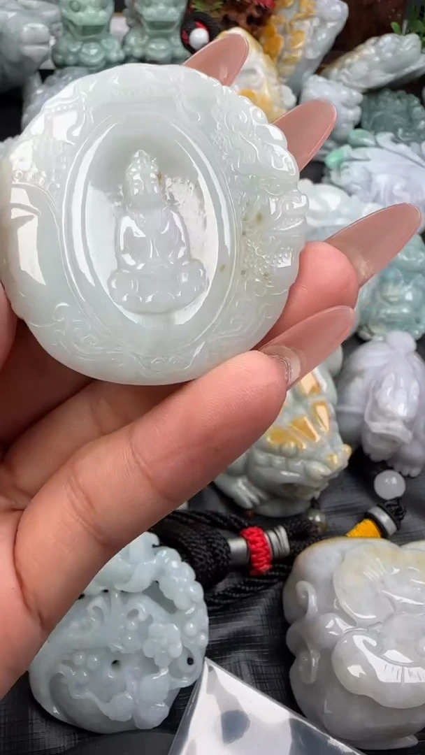 【闪购商品】翡翠挂件未镶嵌观音