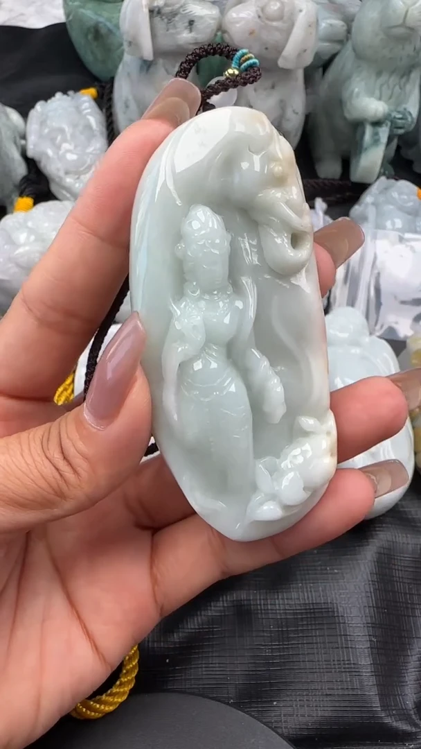 【闪购商品】翡翠挂件未镶嵌普贤