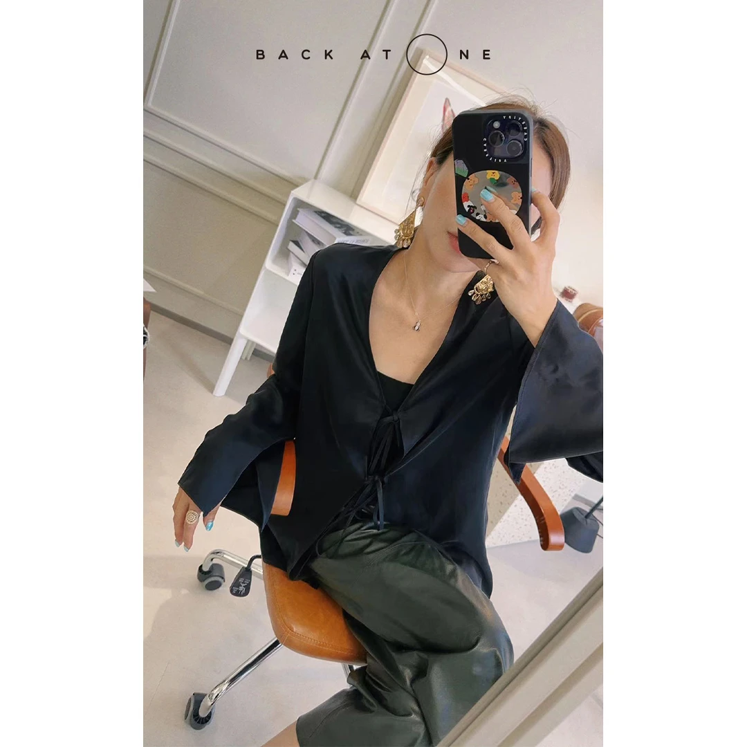 BackAtOne“诗雅颂”  时尚真丝V领黑色系带开衫上衣 BES-1BB023M-K