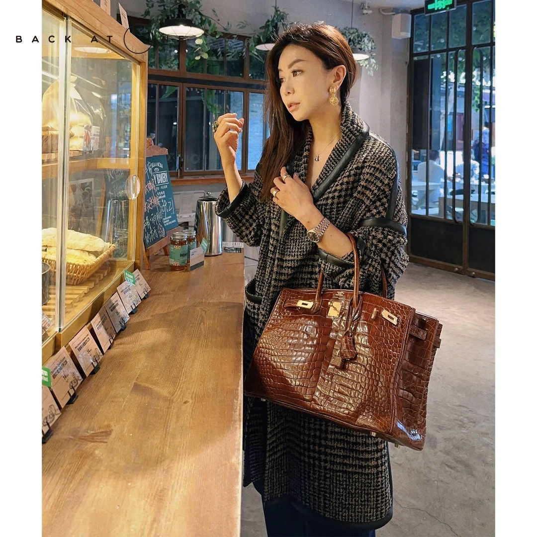 BackAtOne  “深冬旧事”黑咖格纹拼羊皮款羊毛大衣 B3AW-L005-K