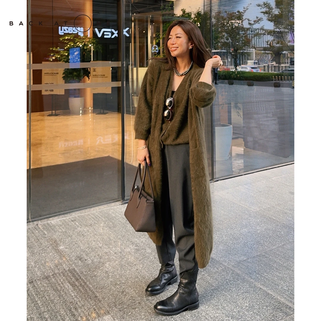 BackAtOne   “林深意柔”V领宽松针织两件套    B3AW-B050-K