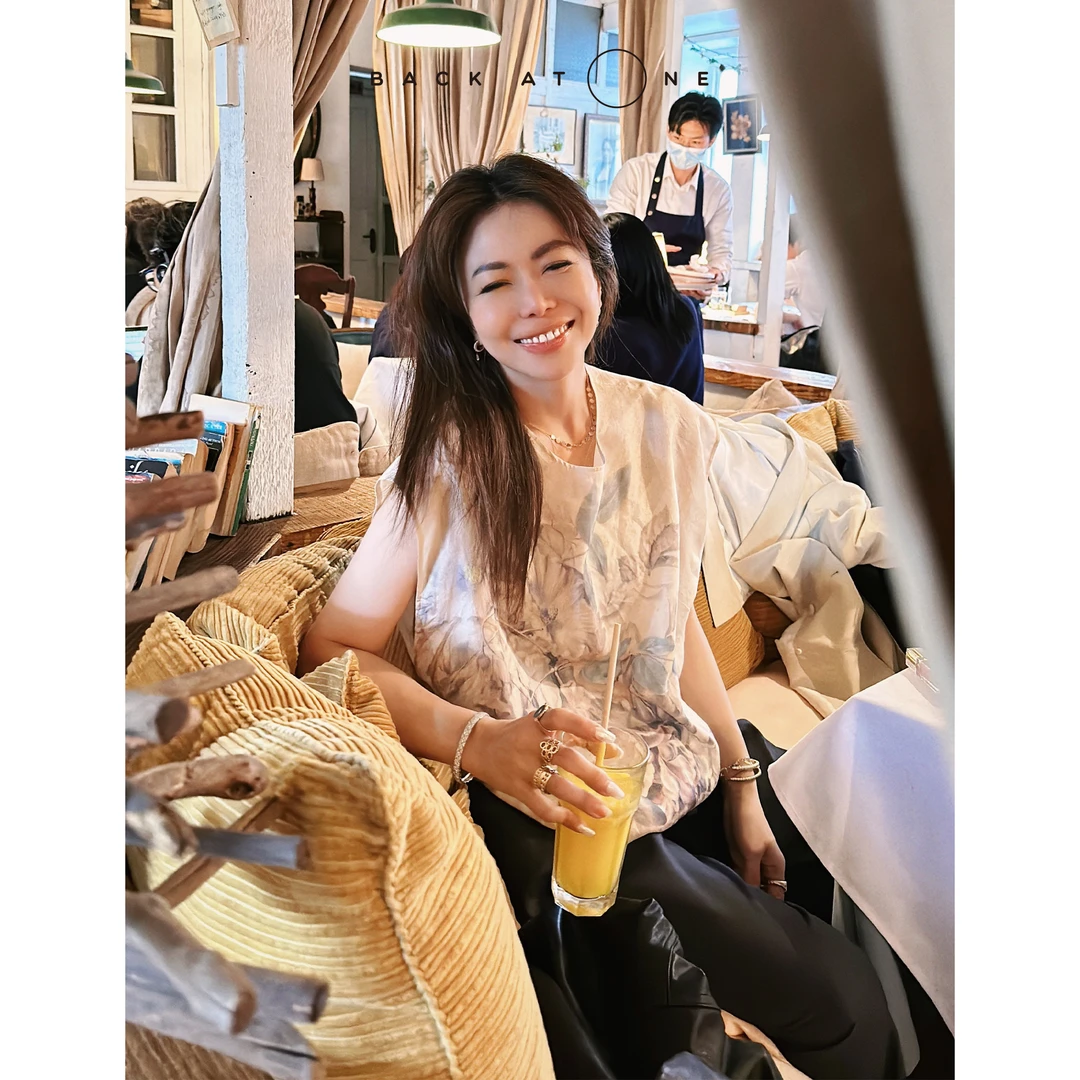 BackAtOne “宣纸生花”时尚真丝印花两件套吊带上衣 BES-1BA023B-K