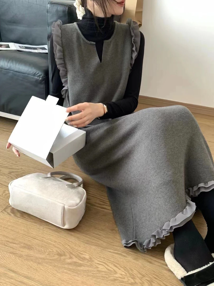 法式木耳边针织无袖背心连衣裙女秋2024新款名媛风气质垂感直筒裙