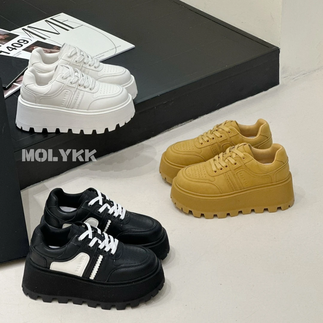 Yu早秋复古厚底板鞋新款松糕鞋百搭熊猫拼色厚底小众增高小白鞋