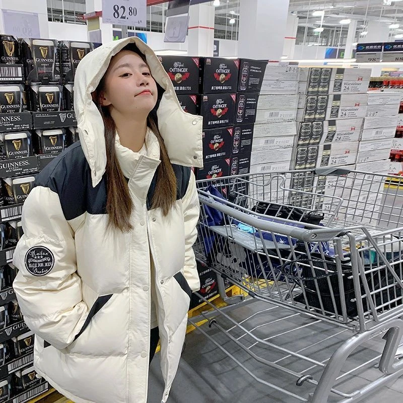 雪中飞羽绒服2023年新款冬季连帽羽绒服女宽松加厚保暖面包服短款