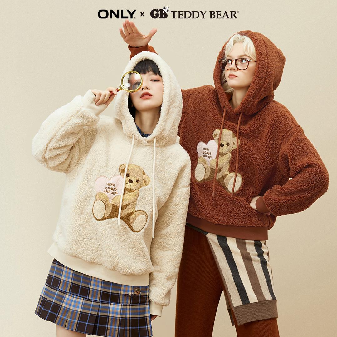 ONLY2022秋季新款TEDDY BEAR泰迪熊联名抽绳连帽卫衣女|12249S022