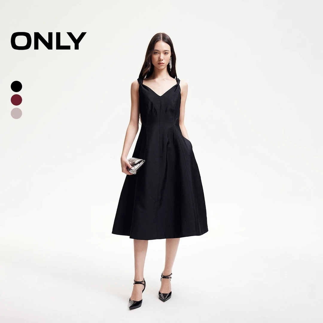 ONLY冬季优雅中长裙收腰伞裙V领吊带连衣裙女纯欲慵懒风124407007