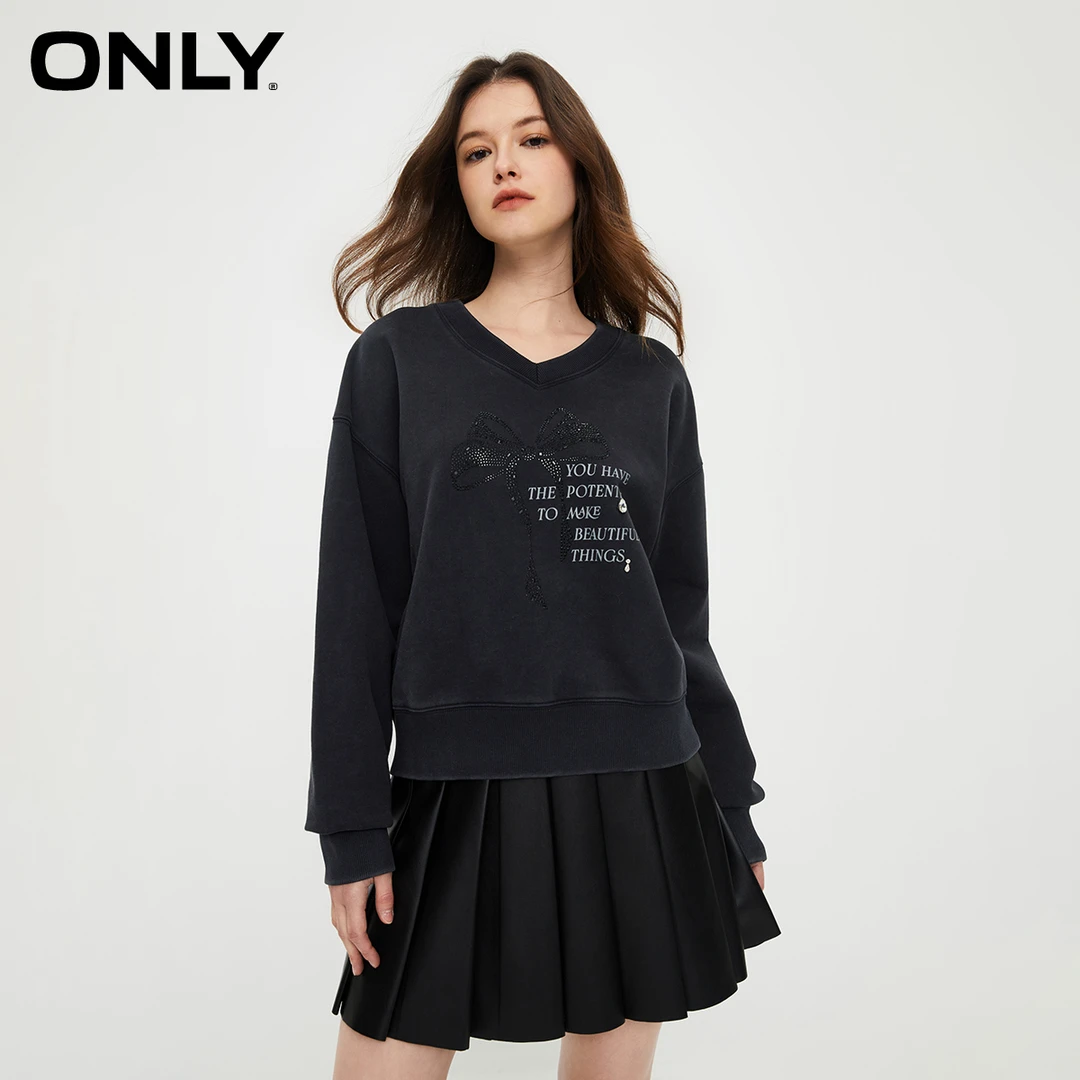 ONLY秋季V字领落肩宽松黑色卫衣女百搭纯欲慵懒风女装|12419S004