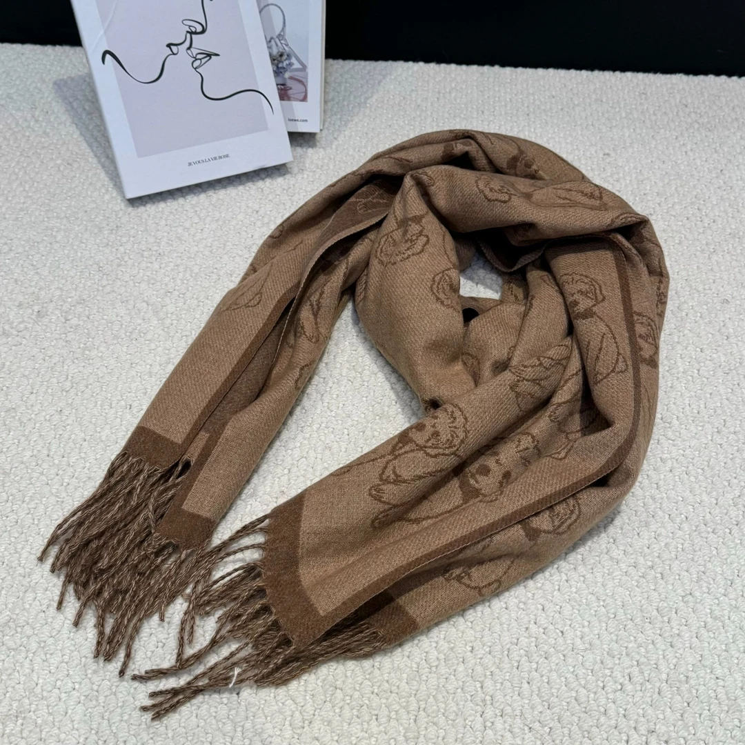 豆豆 冬季时尚百搭氛围感图案狗狗咖色围巾女-D11083