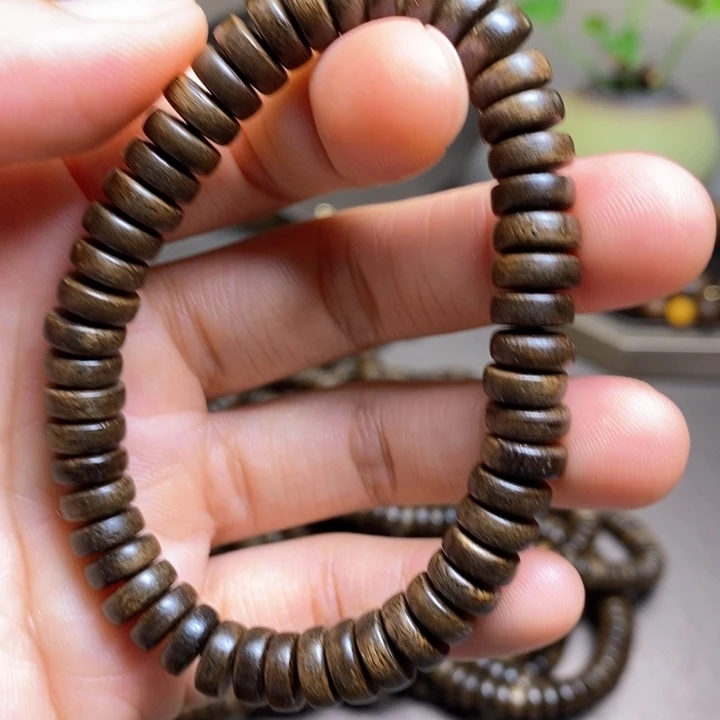 沉香手串达拉干沉香片片珠随型