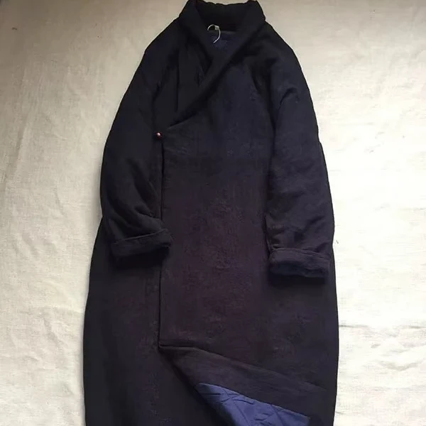 冬季深蓝提花斜襟棉袍