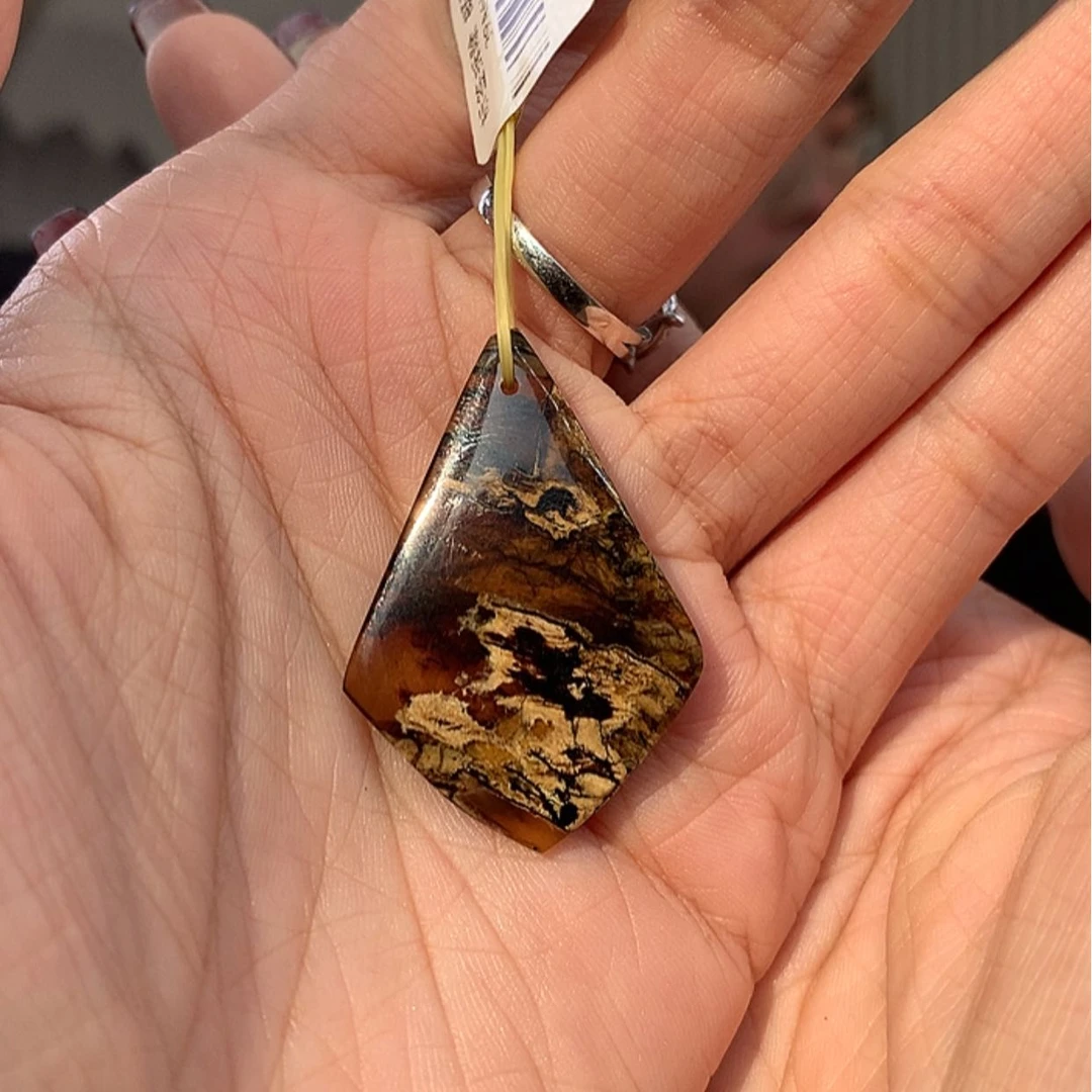 【闪购商品】琥珀裸石未镶嵌抚顺琥珀