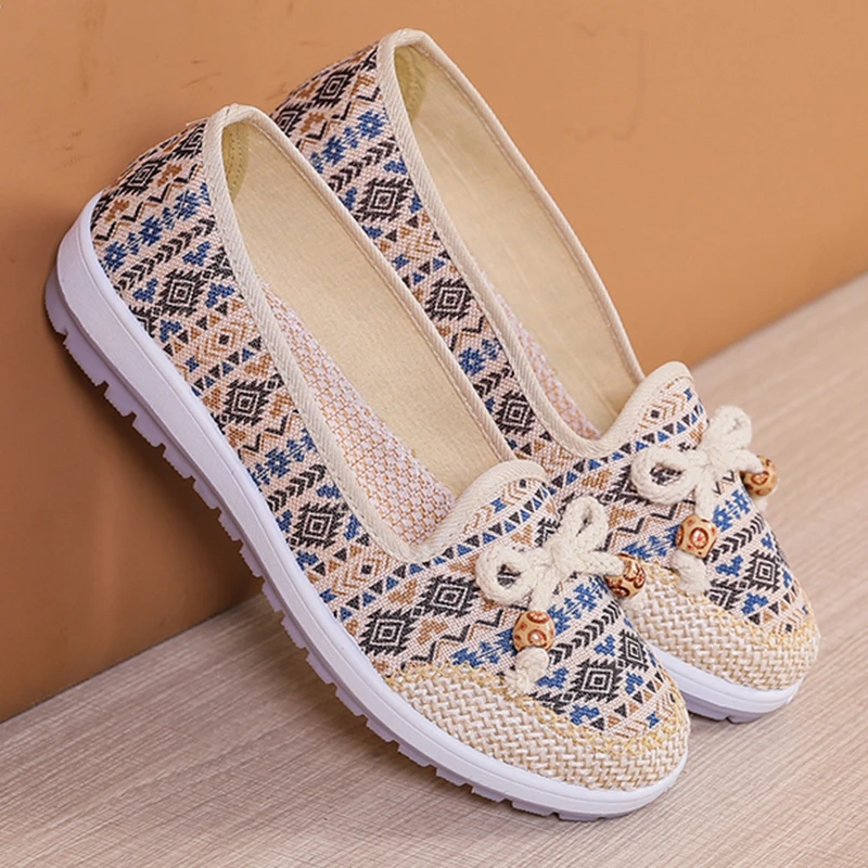 春秋款老北京布鞋女防滑透气浅口妈妈鞋一脚蹬圆头平底百搭女单鞋