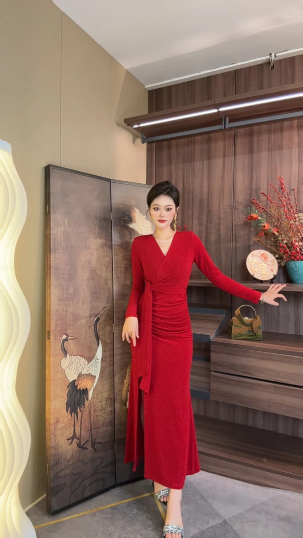 YUN《星辰》复古中式优雅气质红色长裙中国风修身显瘦长袖秋冬款