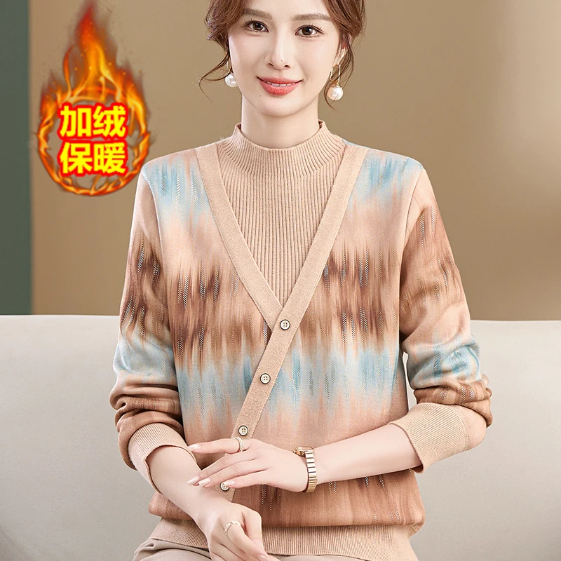 新款妈妈秋冬装加绒加厚内搭洋气毛衣中老年人女装假两件保暖上衣