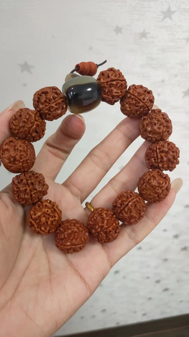 核桃金刚手串