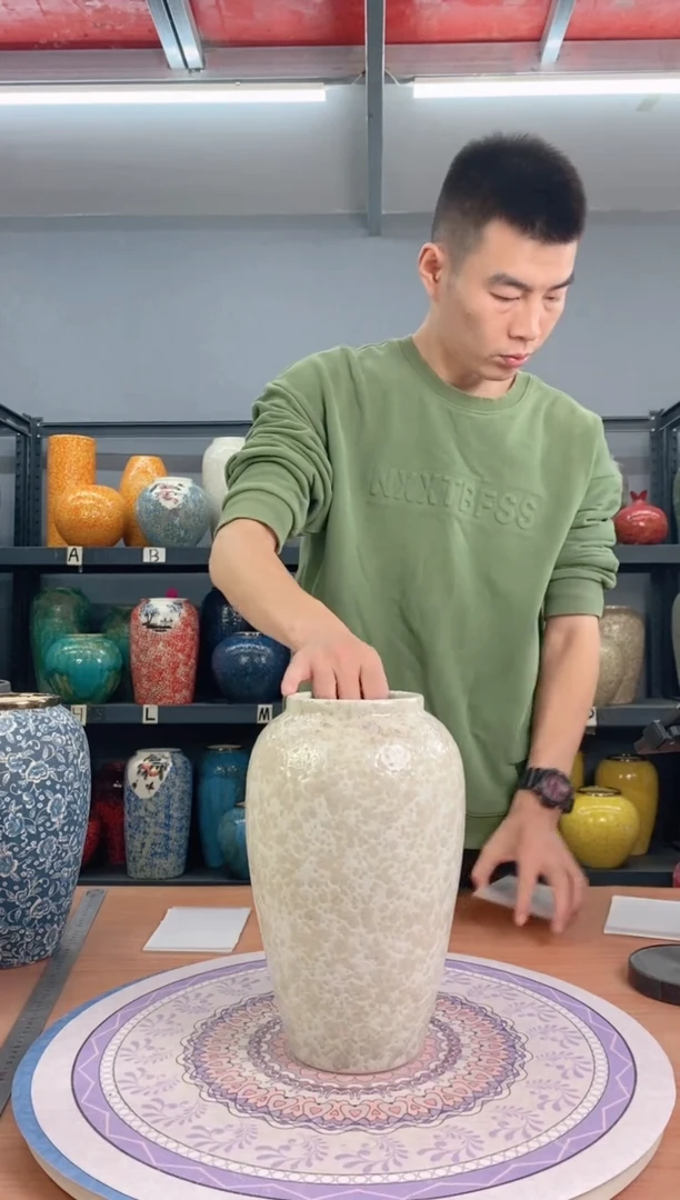 【闪购商品】瓶陶瓷花瓶 无花 茶白中号