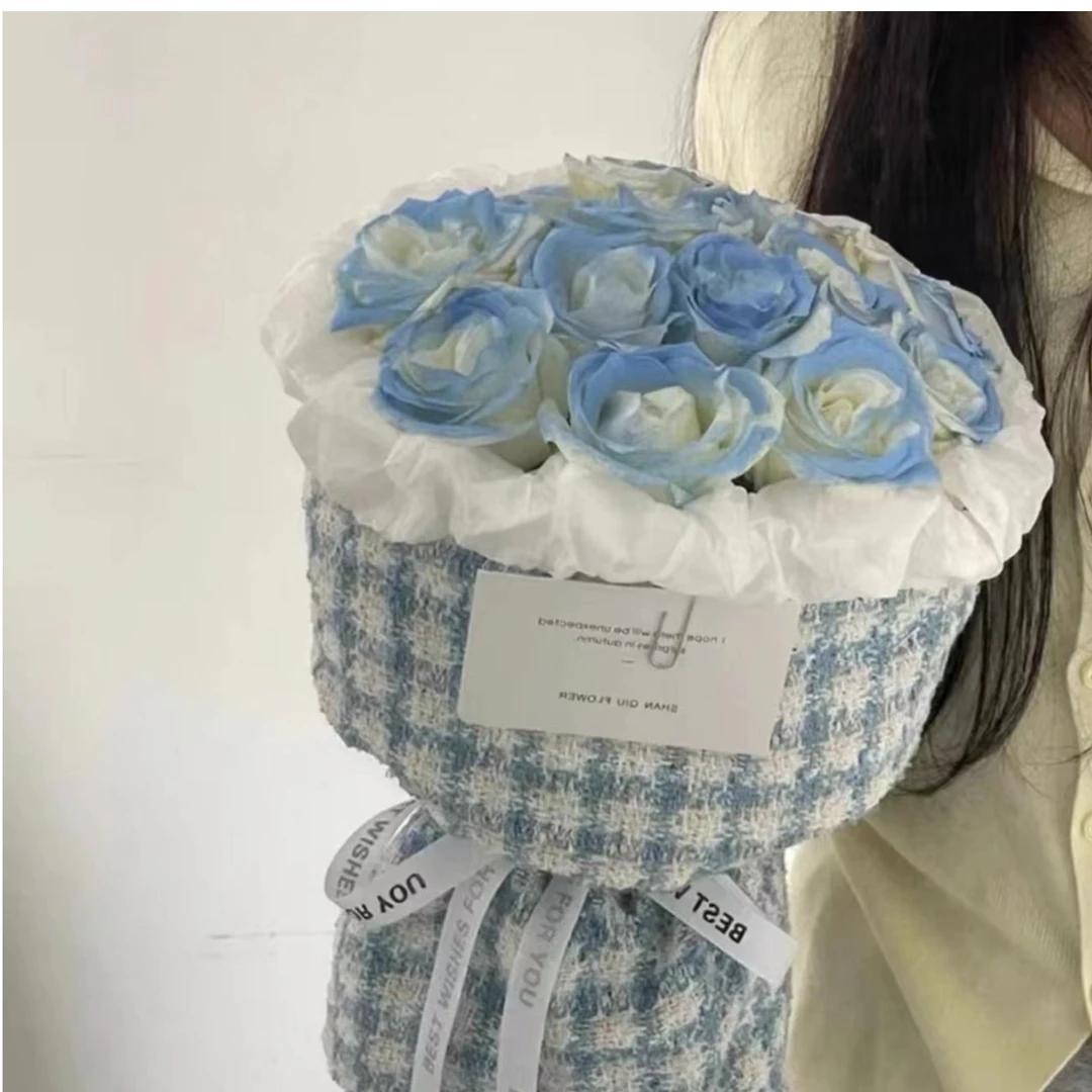 【宇宙小甜心】11枝碎冰蓝玫瑰花束小香风花束送朋友生日鲜花小时达同城配送