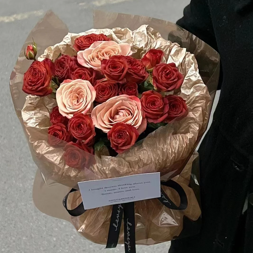 【春晓】3枝卡布奇诺玫瑰花束加巧克力泡泡混搭花束送闺蜜对象生日花束鲜花小时达同城配送