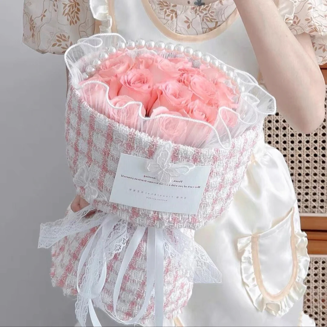 【宠溺满满】11枝粉玫瑰小香风花束花店送爱人朋友闺蜜礼物节日生日鲜花小时达同城配送