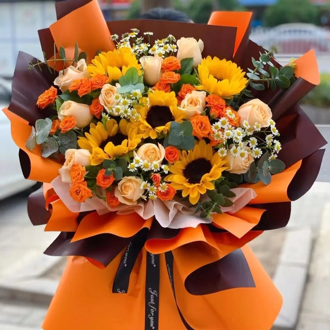 【顺心顺意】5枝向日葵花束香槟玫瑰送朋友生日礼物鲜花小时达同城配送