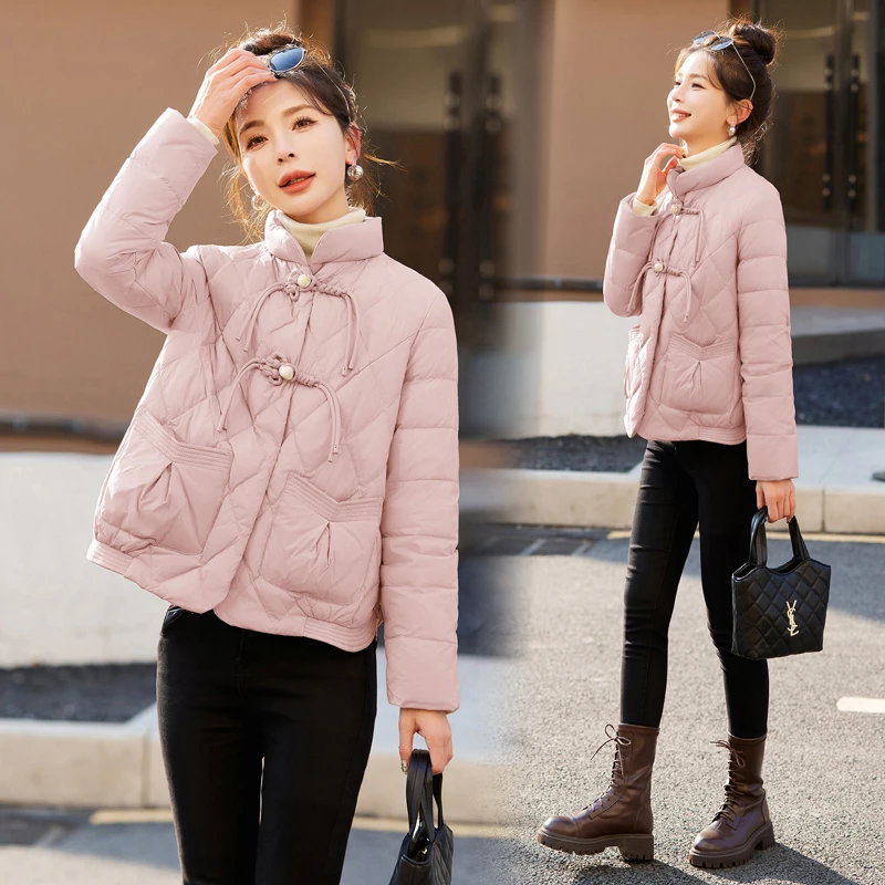 短款羽绒服女冬装2025新款时尚高端新中式盘扣轻薄国风白鸭绒外套
