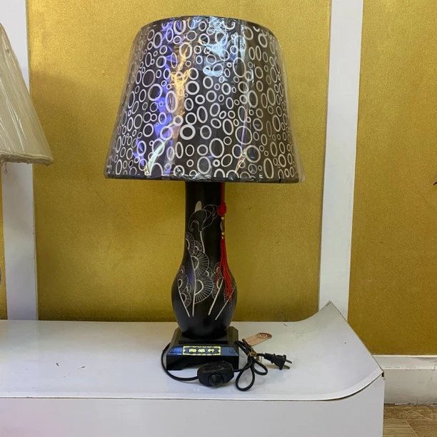 简约护眼台灯卧室床头节能LED小夜灯学习书桌灯