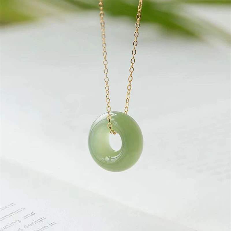 和田玉青白项链平安扣玉石吊坠锁骨链女饰品小众礼物多样性发其一