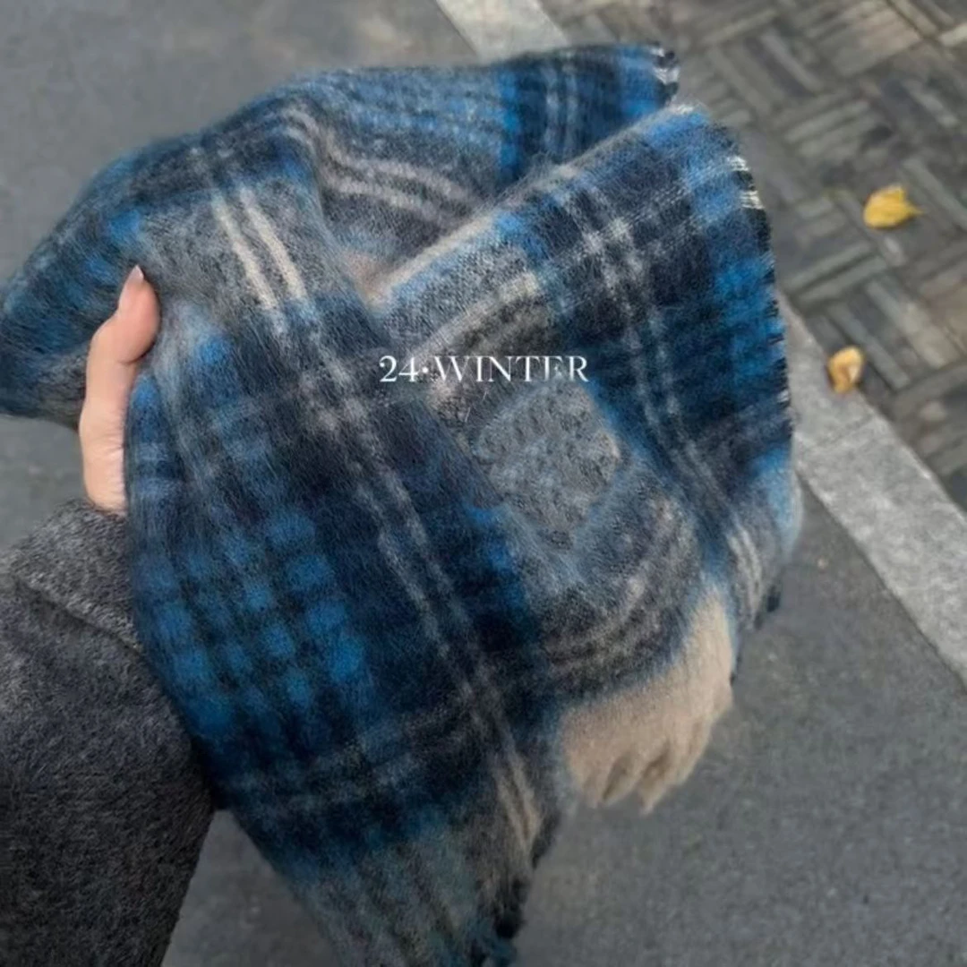 新款加厚韩系氛围感围巾女2024秋冬季新款美拉德加厚长款披肩围脖