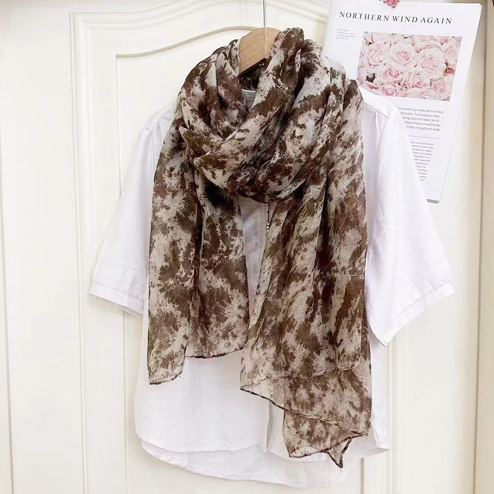 新款棉麻围巾时尚薄款披肩巴厘纱印花丝巾百搭纱巾保暖围脖秋冬