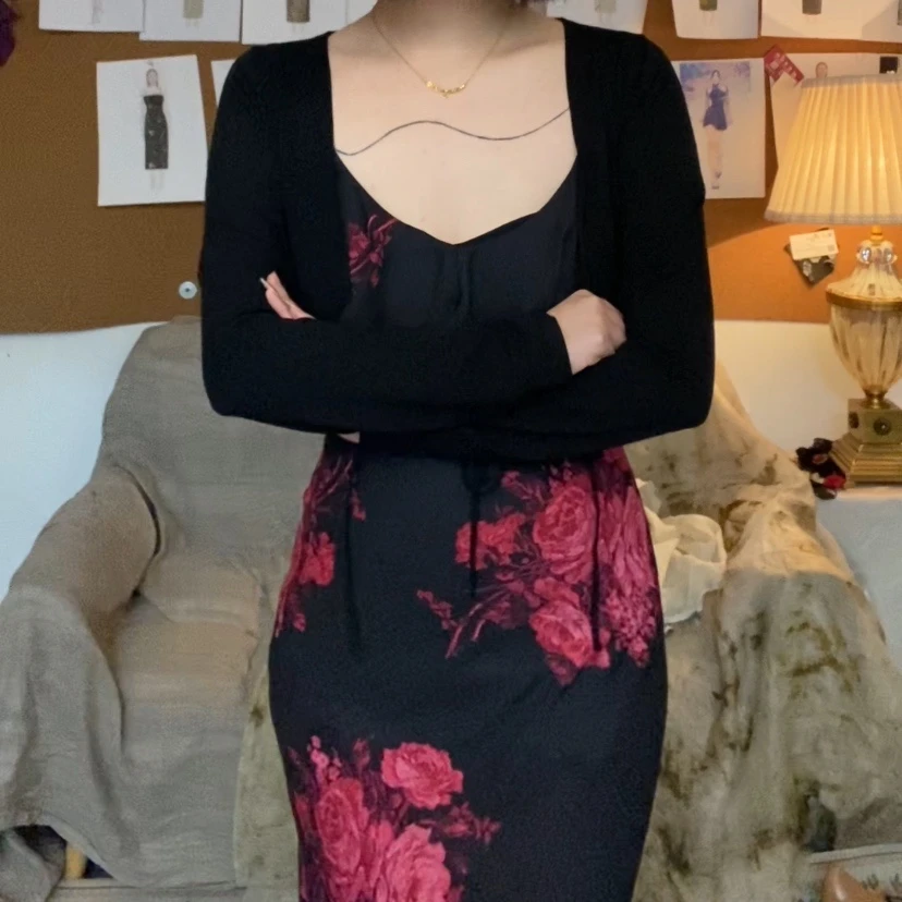 Lammuimui复古百搭黑色时尚针织开衫纯色v领短款打底修身气质收腰