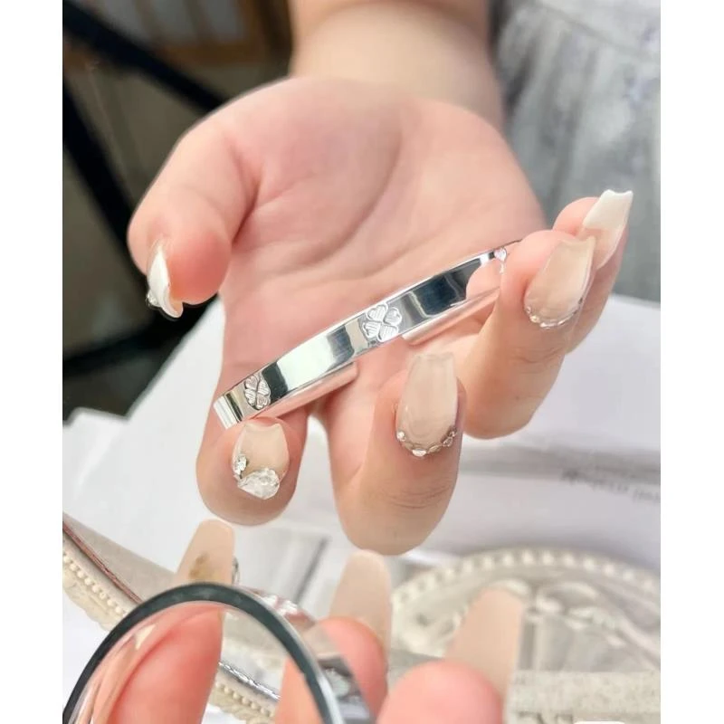 足银银制品 四叶草手镯  亮面四叶草镯子 百搭时尚实心简约（621）