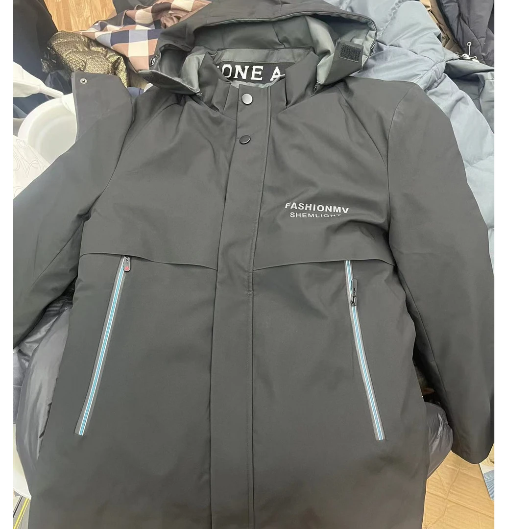 24开头  冬季情侣时尚夹克风衣外套